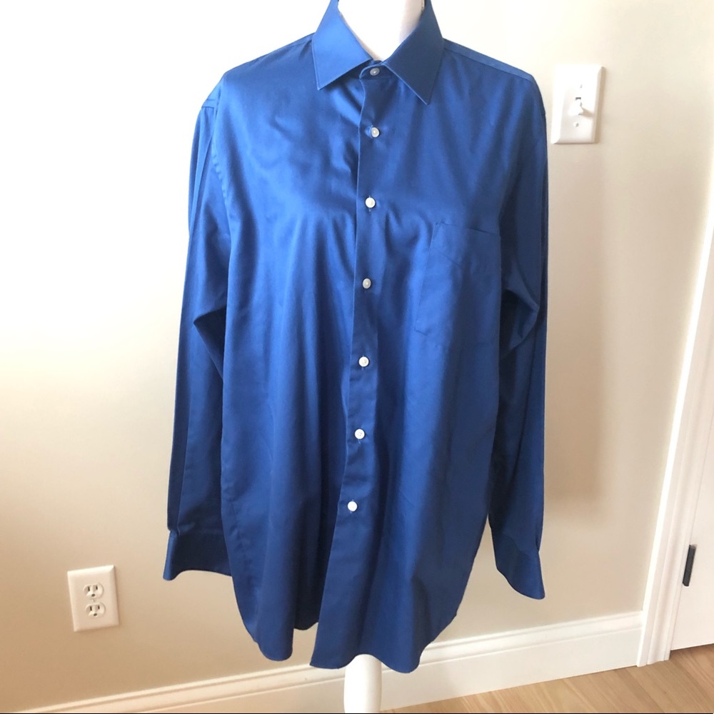 Blue Van Heusen Button Down Dress Shirt